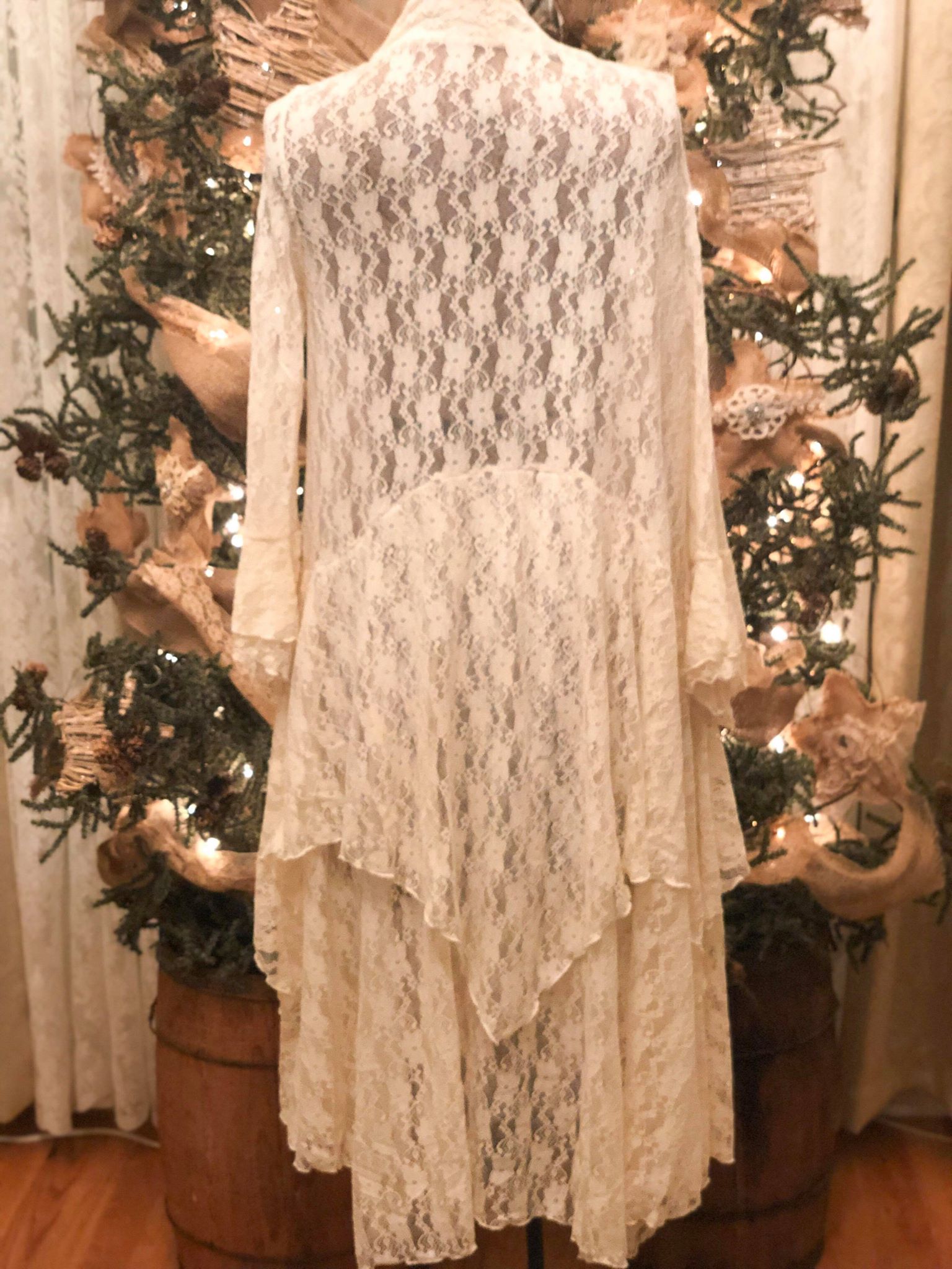 Long Lace Cream Jacket with 3/4 sleeve The Shabby Tree