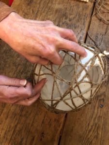 DIY Twine Balls - The Shabby Tree