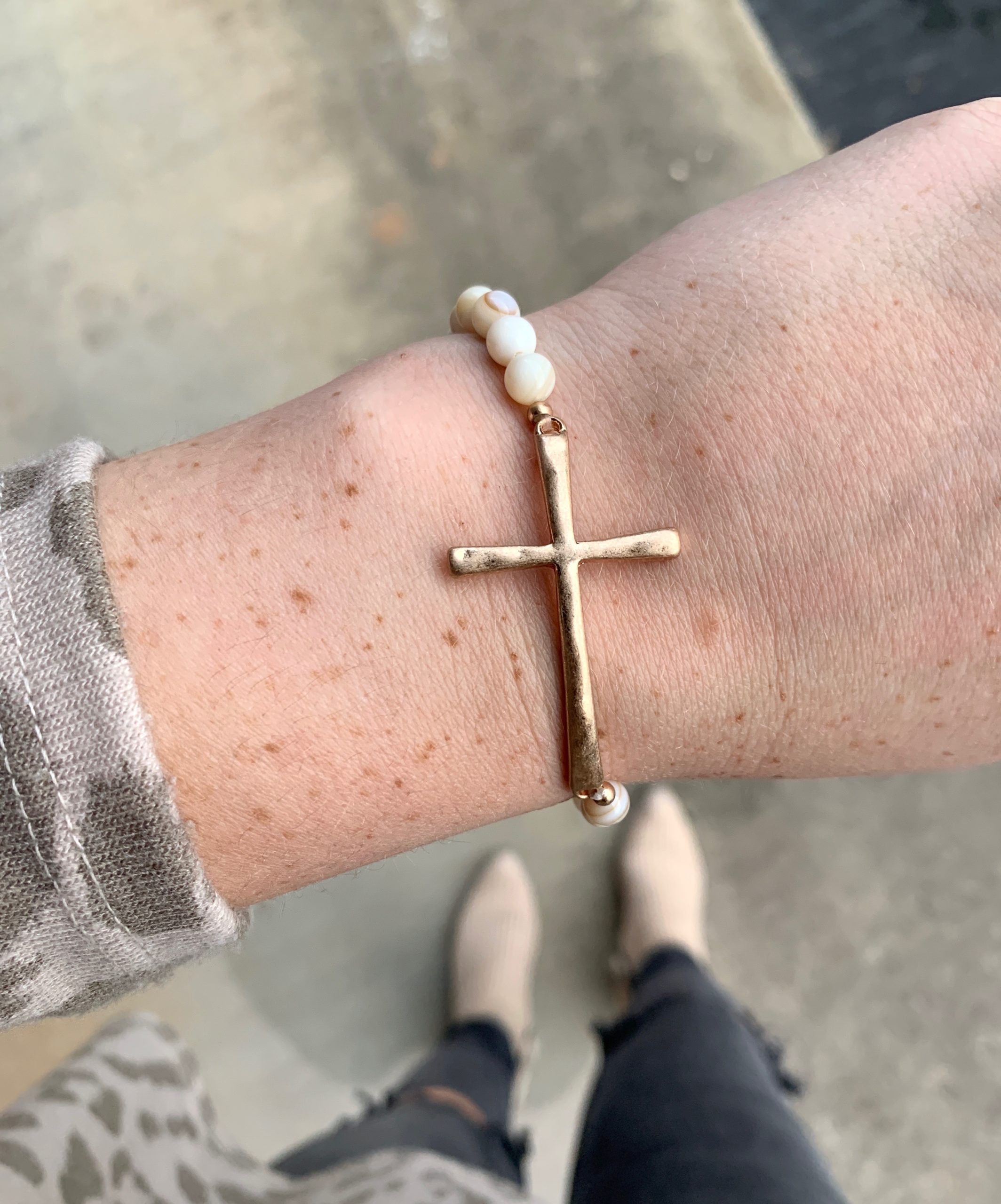 Beaded Cross Bracelet Cream/Worn Gold The Shabby Tree