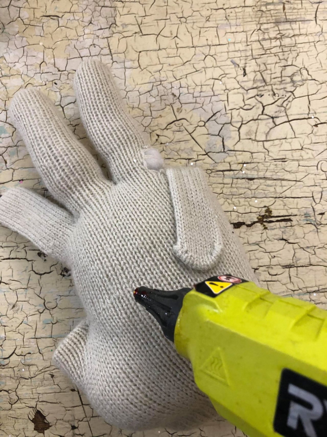 DIY Glove Bunny The Shabby Tree