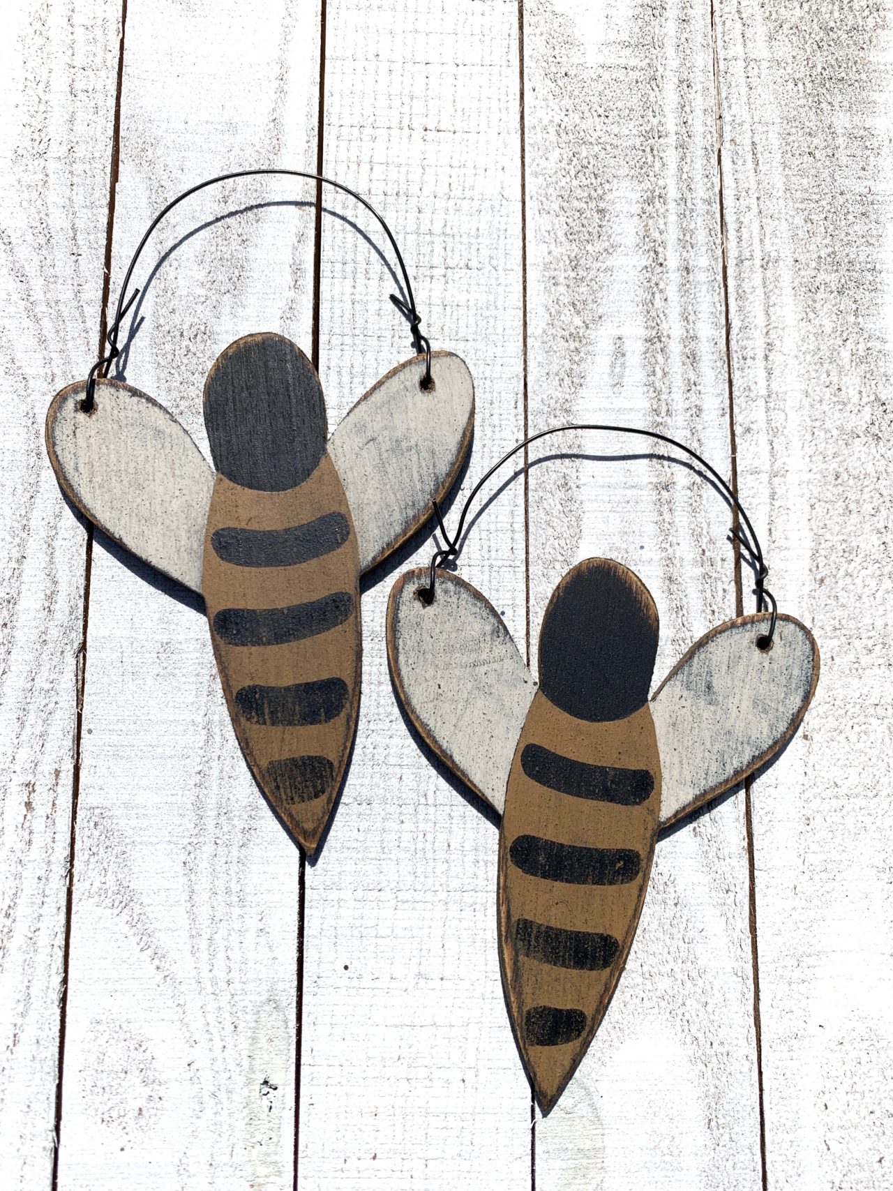 Wooden Bee Ornaments (set of 2) The Shabby Tree