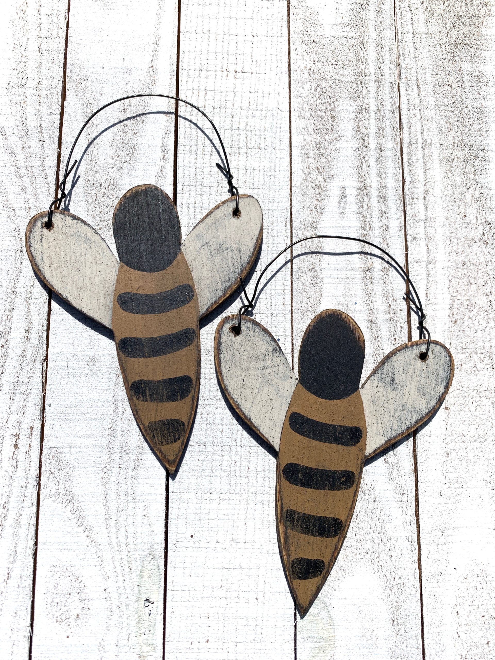 Wooden Bee Ornaments (set of 2) The Shabby Tree
