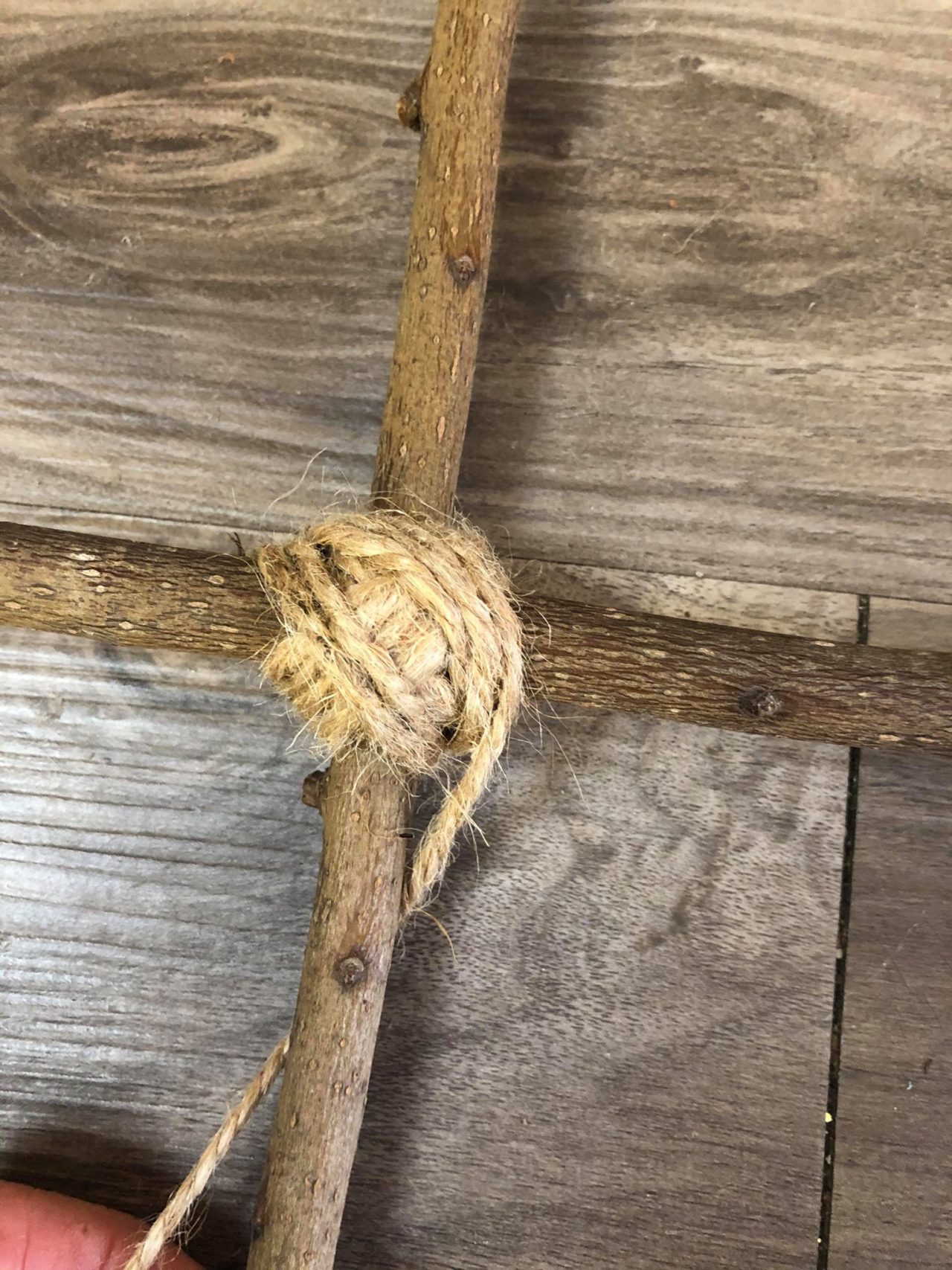 DIY Rag Cross The Shabby Tree