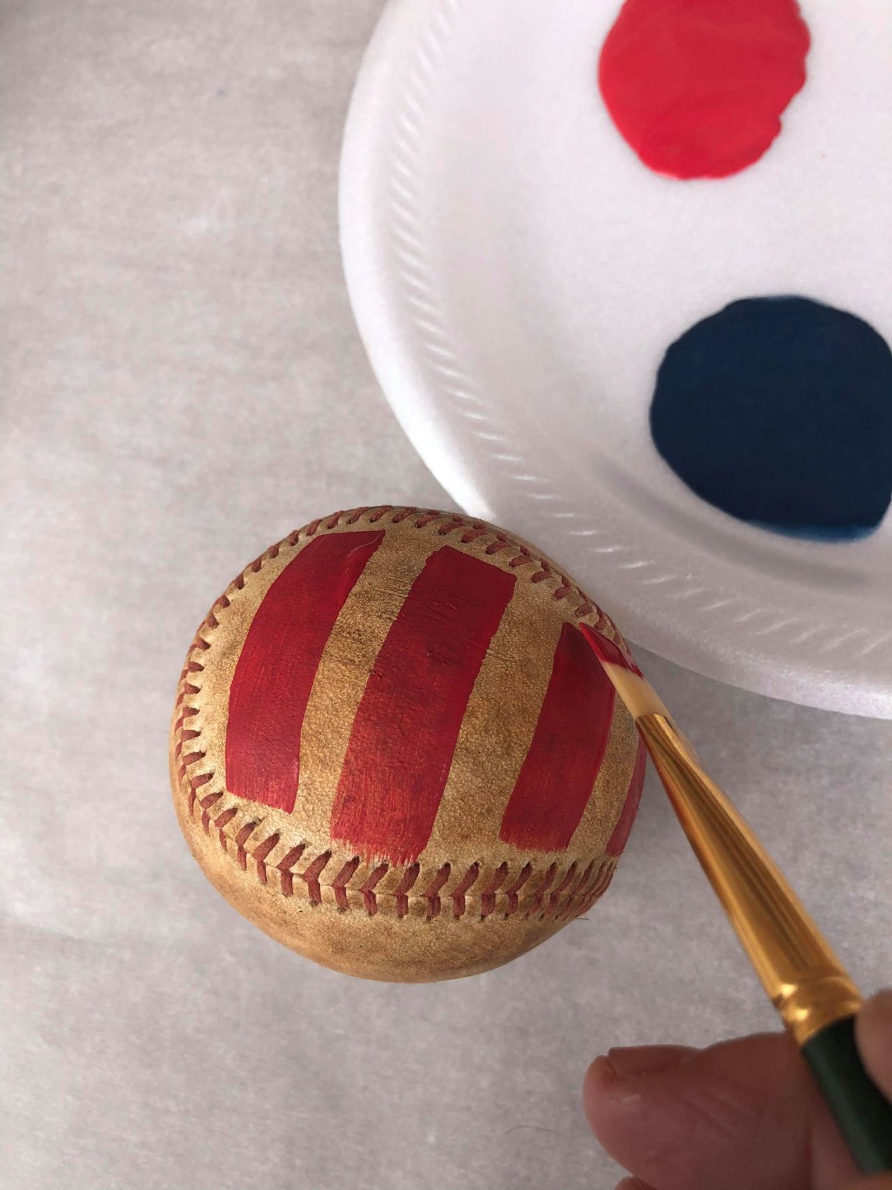 DIY Americana Baseballs - The Shabby Tree