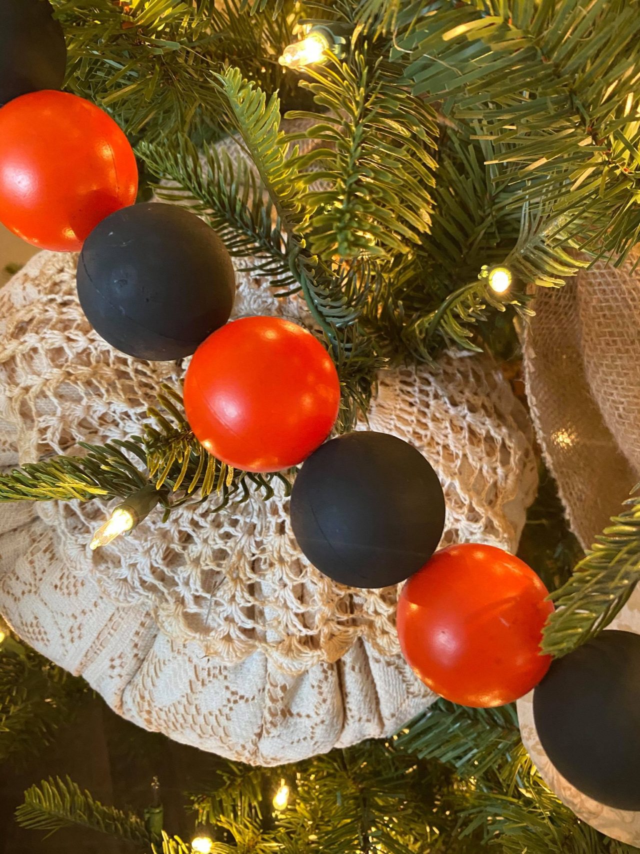 DIY Ball Garland The Shabby Tree