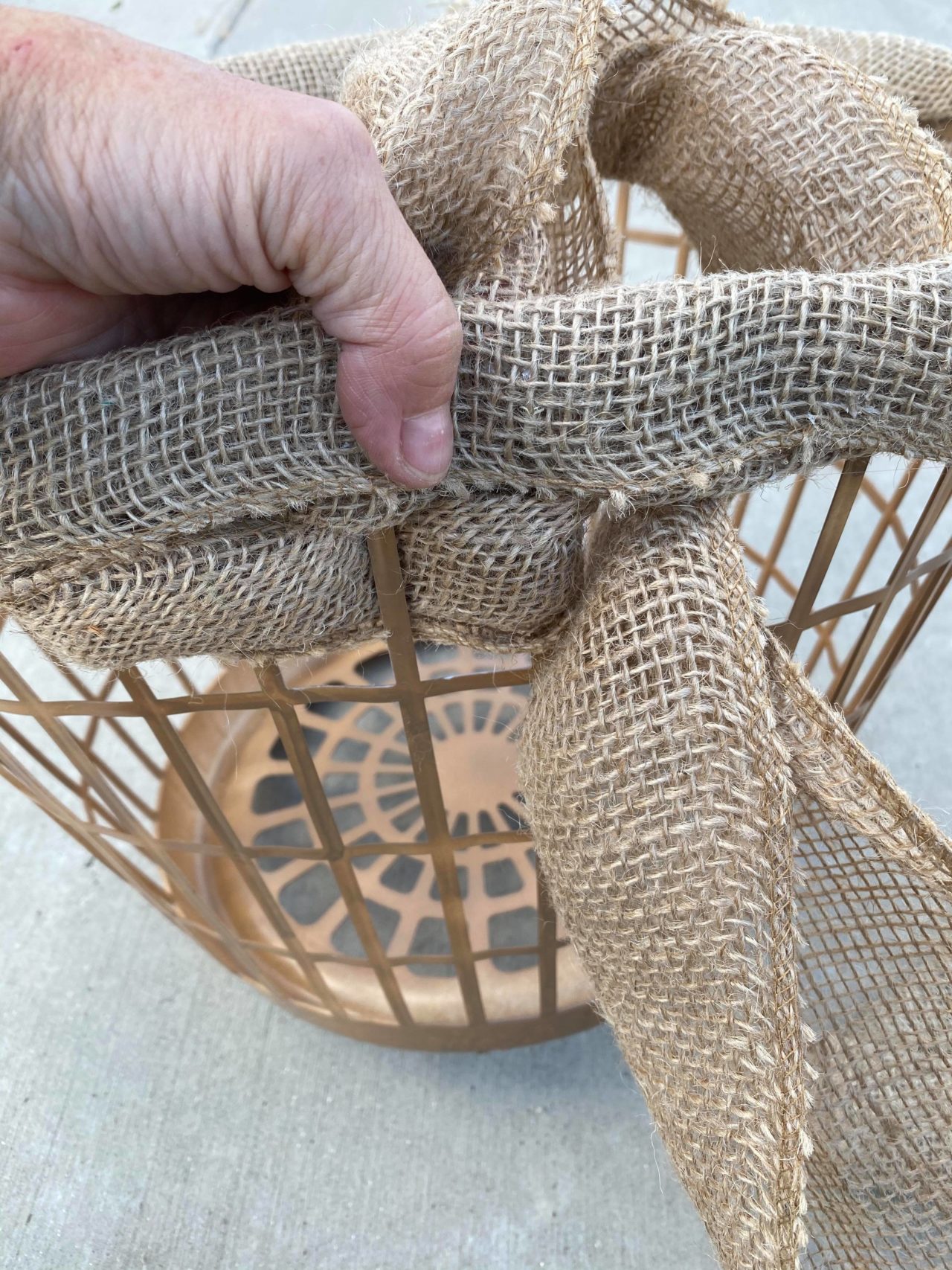 Dollar Tree Laundry Basket Makeover The Shabby Tree