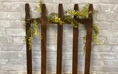 DIY Decorative Picket Fence