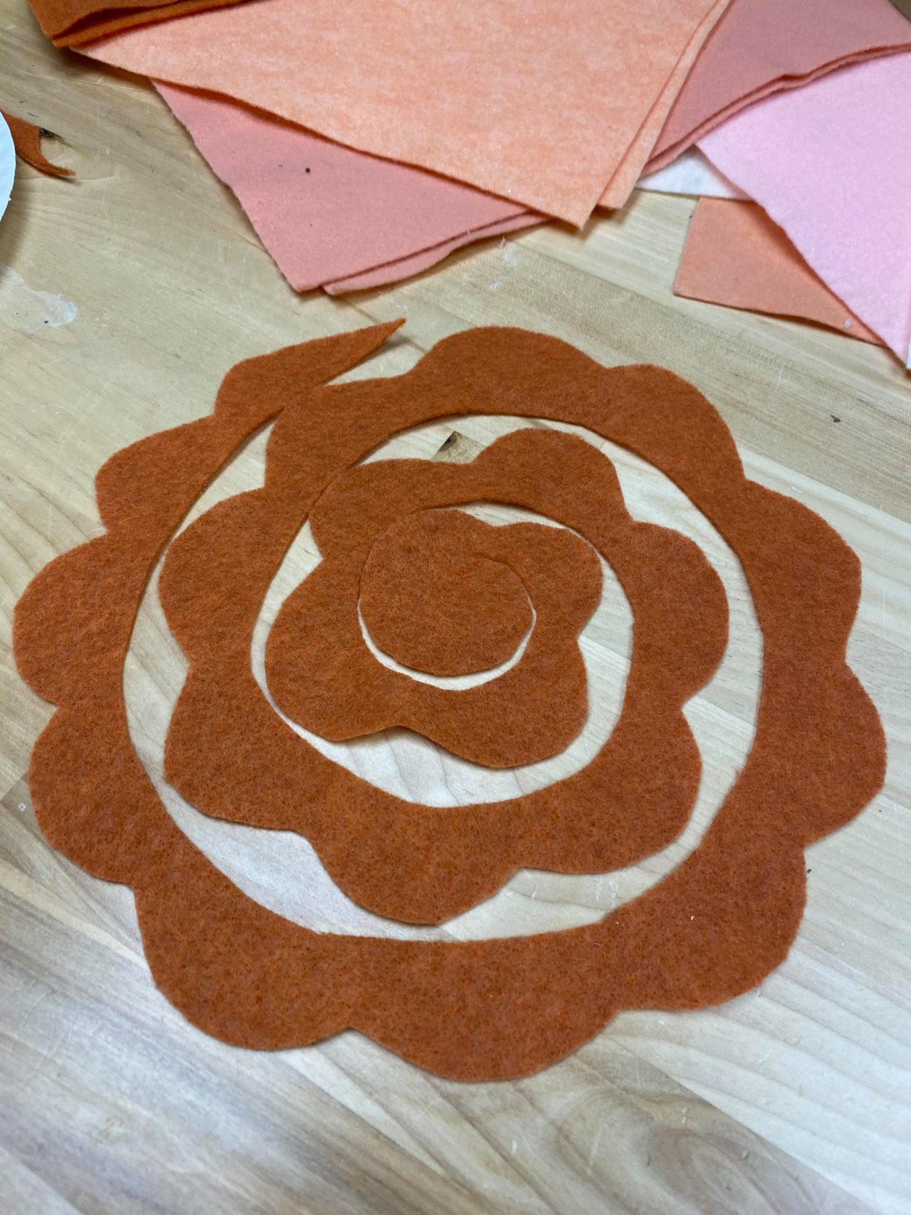 DIY Felt Rolled Flowers The Shabby Tree