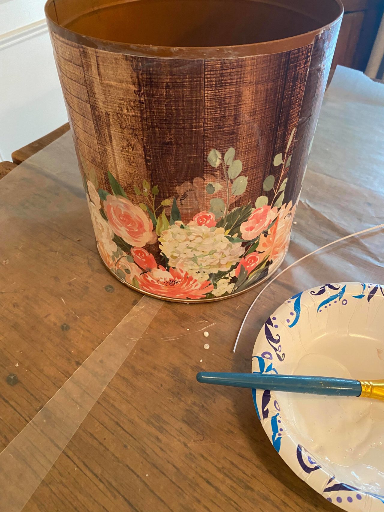 Thrift Store Makeover Using A Paper Placemat The Shabby Tree