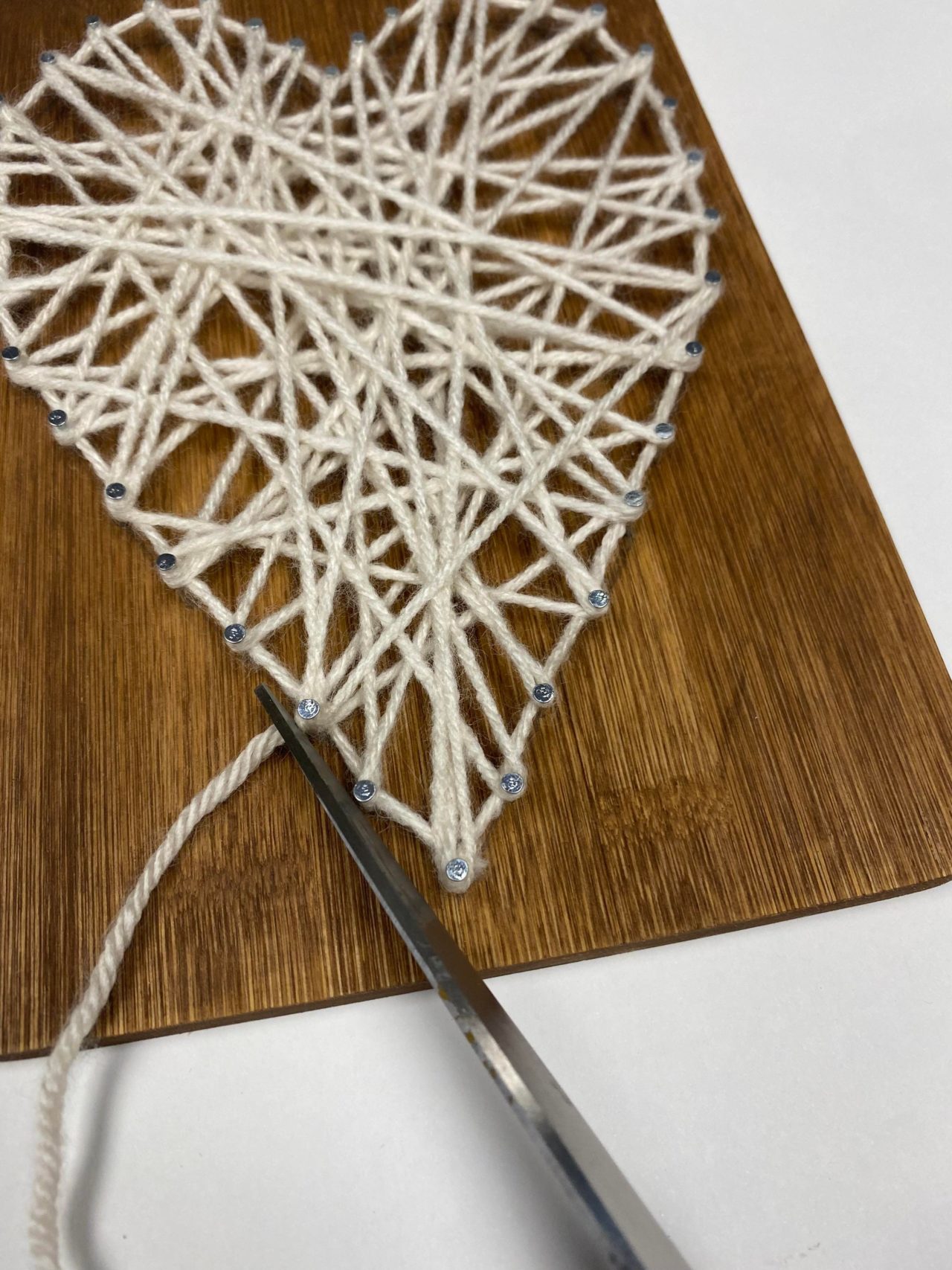 DIY Nail Yarn Art The Shabby Tree