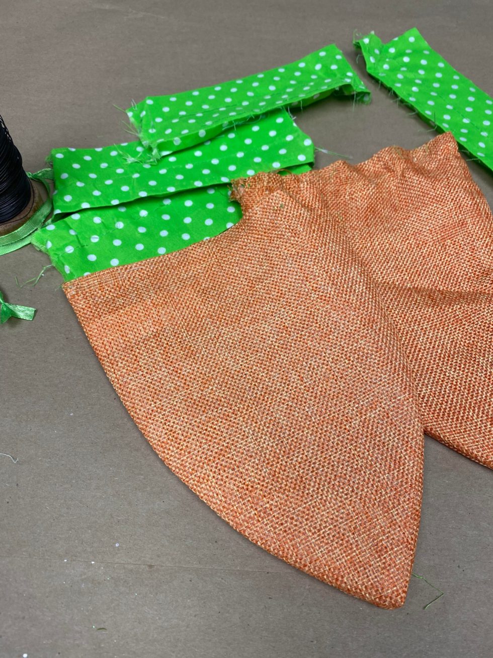 Dollar Tree Carrot Bag Makeover The Shabby Tree