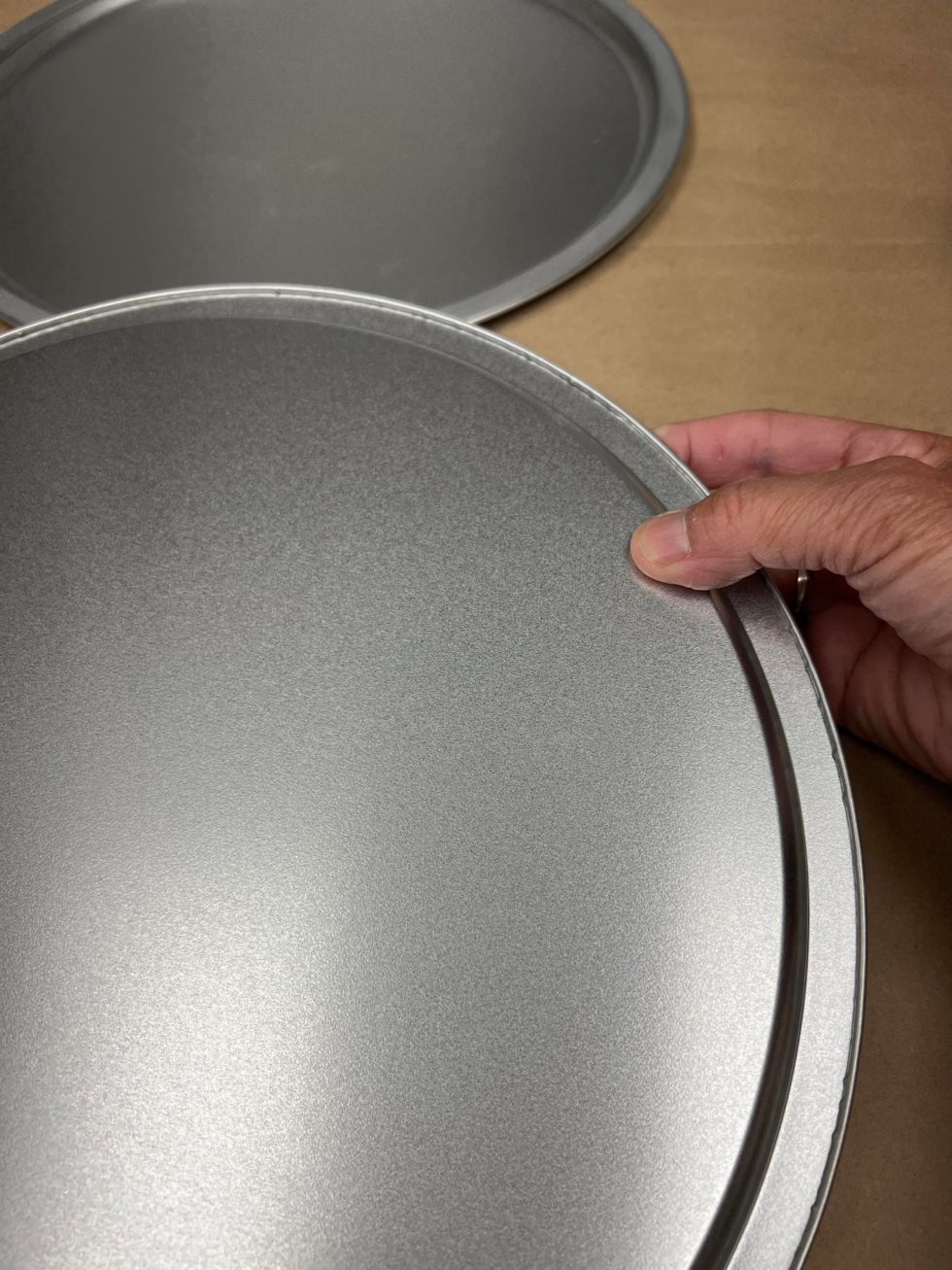 DIY Dollar Tree Pizza Pan Pocket Wreath The Shabby Tree