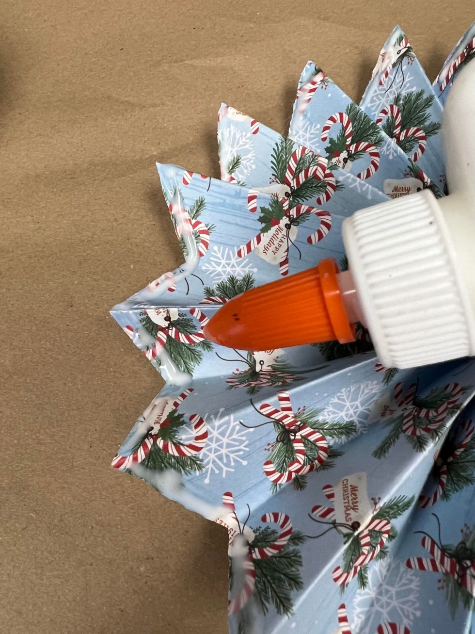 DIY Paper Ornament - The Shabby Tree