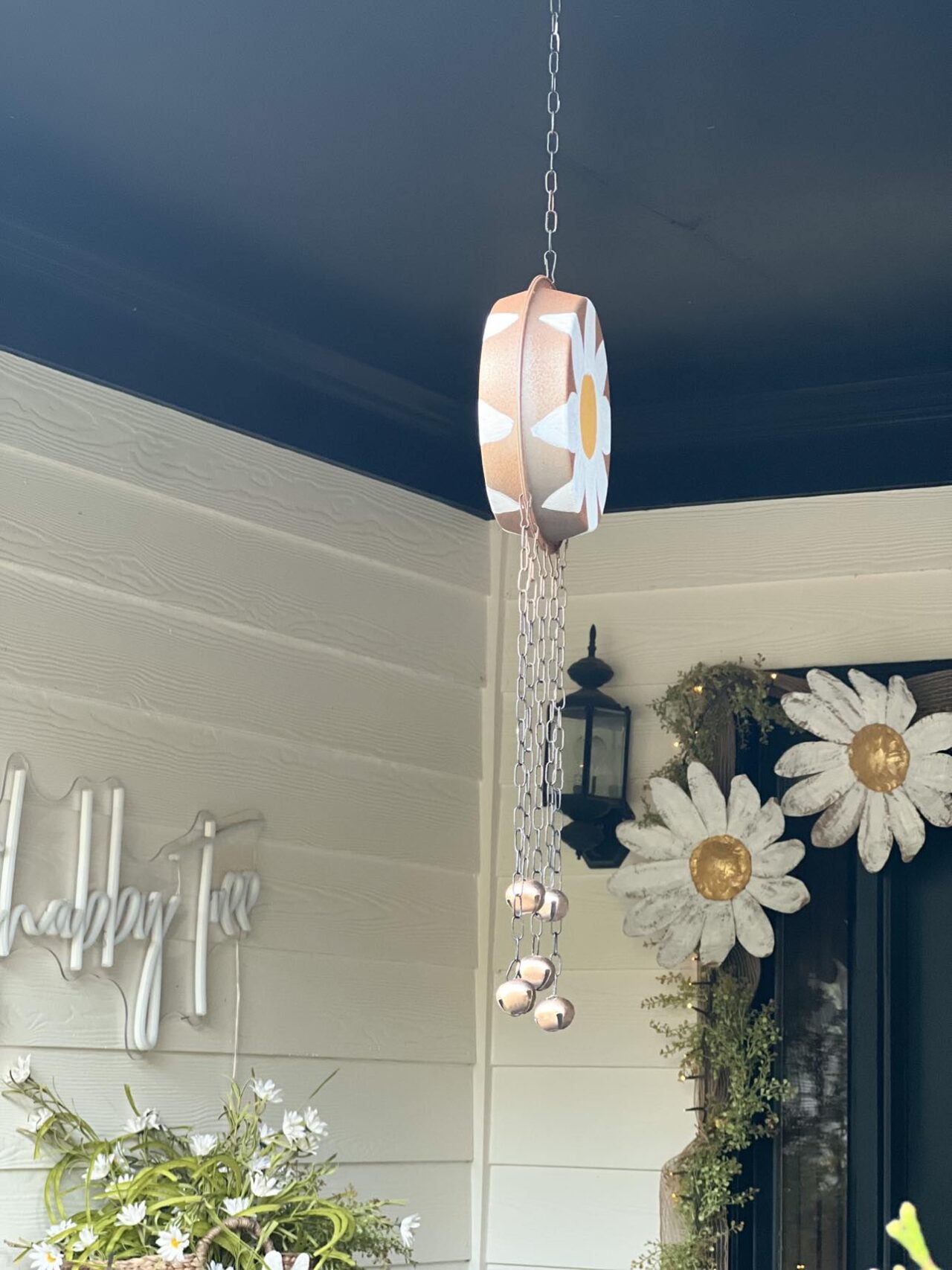 DIY Daisy Wind Chime - The Shabby Tree