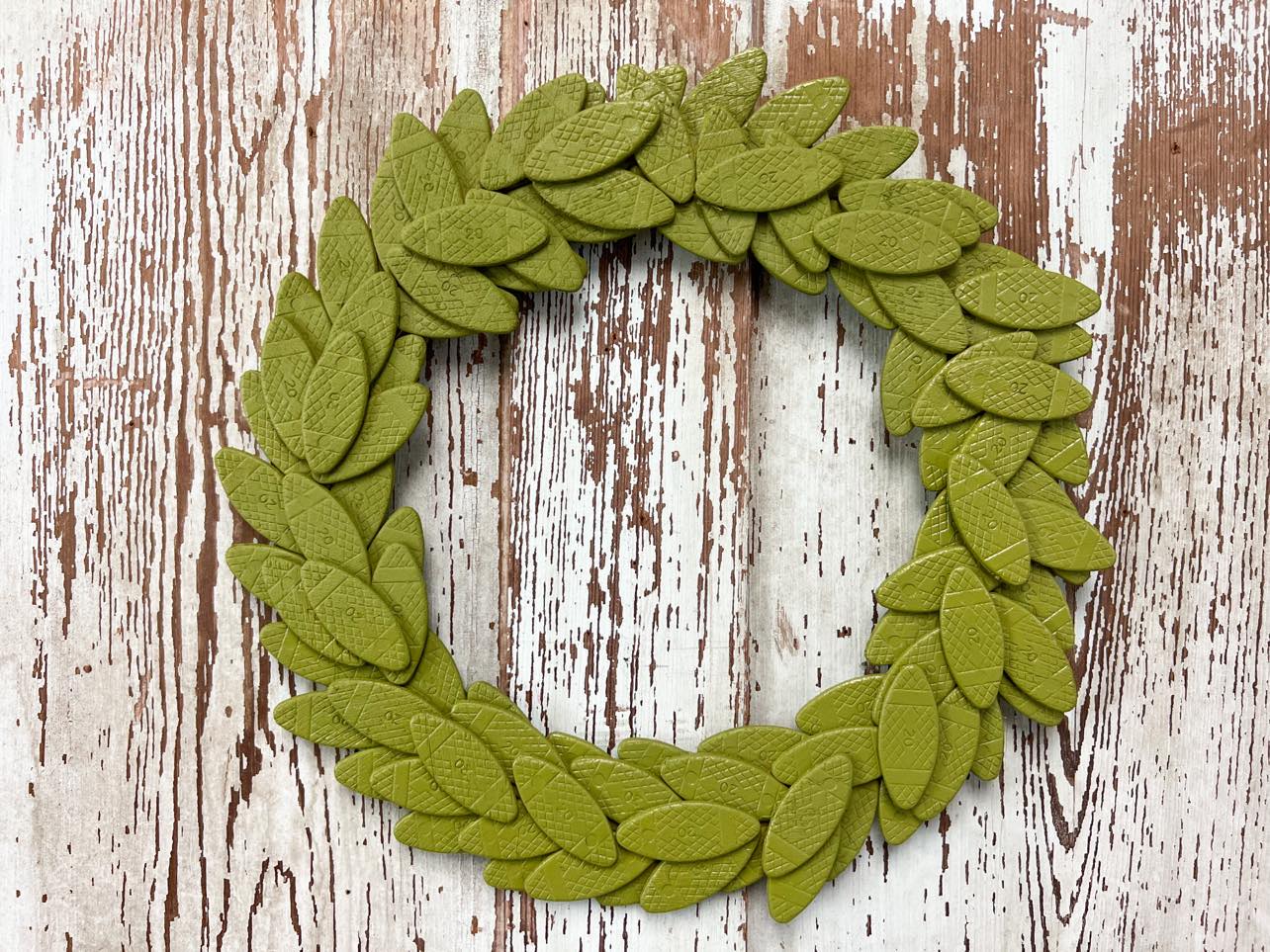 Wood Biscuit Wreath DIY · Just That Perfect Piece