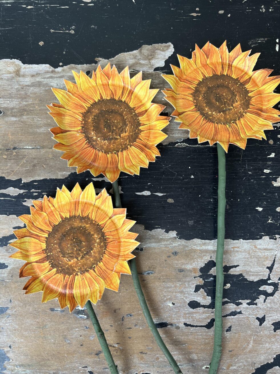 DIY Sunflower Using A Napkin - The Shabby Tree