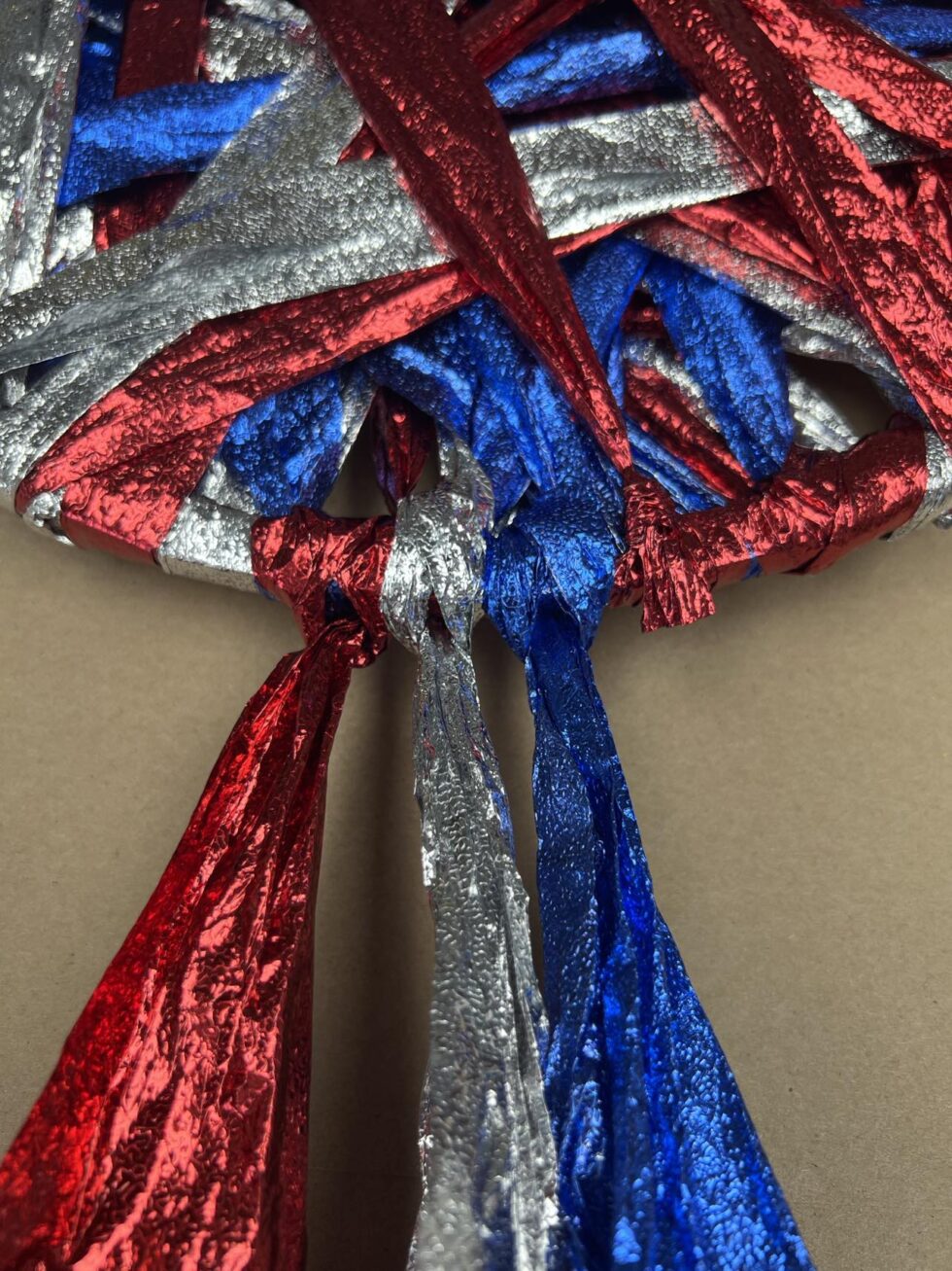 How To Use Dollar Tree Streamers To Make An Americana Decoration The