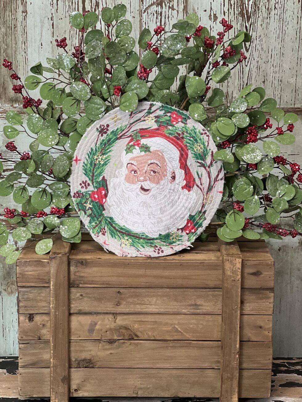 How To Make A Tree Topper Out Of Placemats The Shabby Tree