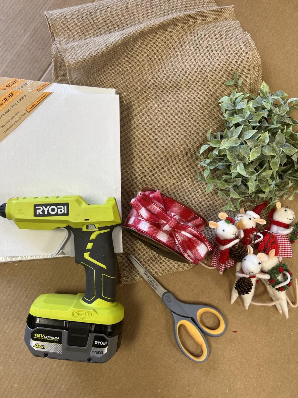 How To Make A Lighted Christmas Gift Box The Shabby Tree