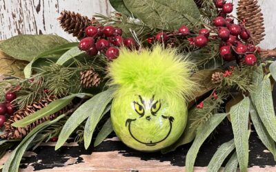 How To Make A Grinch Ornament