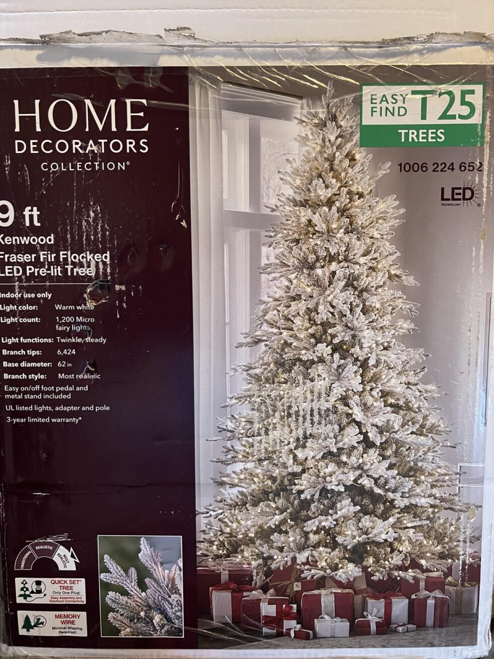 Christmas Tree Reveal “2023” - The Shabby Tree