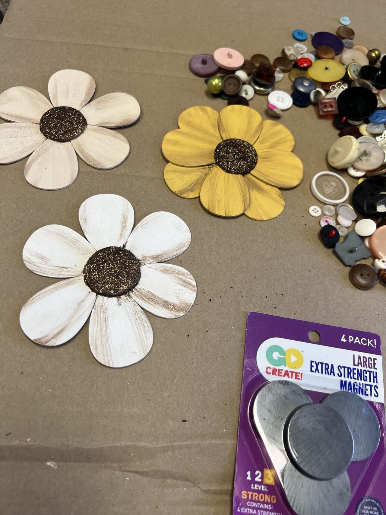 How To Make Magnetic Flowers - The Shabby Tree