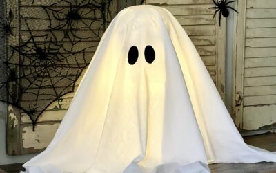 How To Make A Light Up Ghost Using Dollar Tree Items