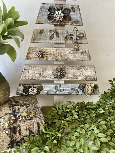 Wooden Slat Tree Makeover - The Shabby Tree