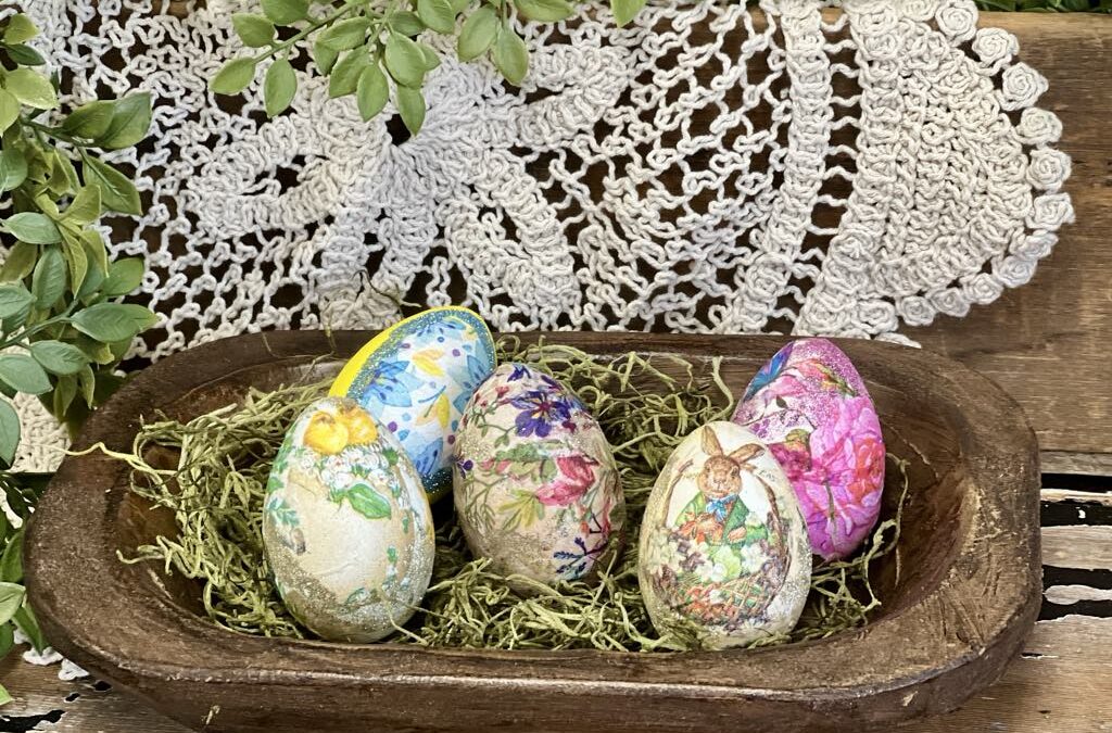 Decoupaged Eggs Using Napkins