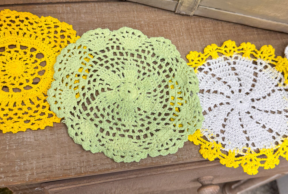 How to Dye Doilies with Acrylic Paint